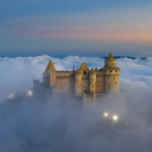 Lâu đài Mặt trăng (Bà Nà Hills) - Lạc vào xứ sở thần tiên