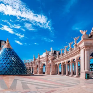 Quảng trường Nhật thực - Cầu nối kỳ diệu giữa hai xứ sở